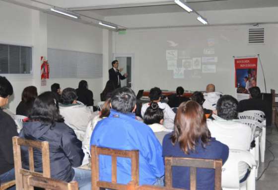 Padres y estudiantes de Salta y Cafayate se interiorizaron sobre turismo estudiantil