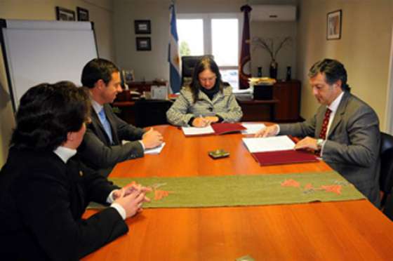 Mediadores intervendrán en conflictos entre posibles adjudicatarios de terrenos