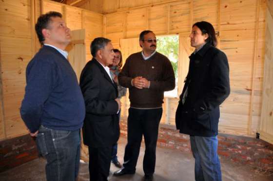 El ministro Parodi recorrió obras en Tartagal