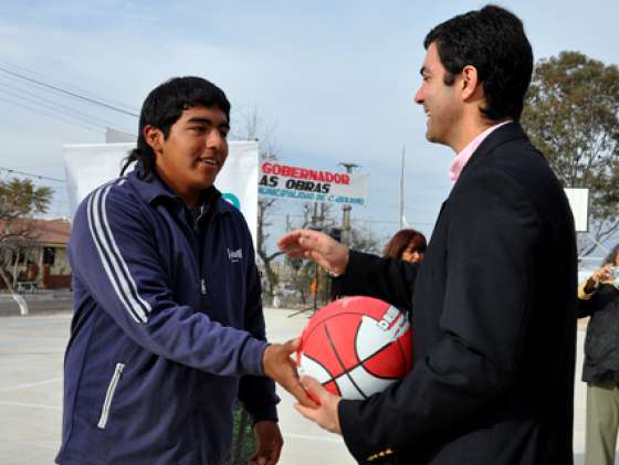 El gobernador Urtubey inauguró infraestructura deportiva en Campo Quijano
