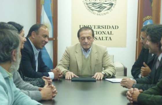 Relevarán información de alumnos y personal de la UNSa mediante la intervención del SINTyS Salta