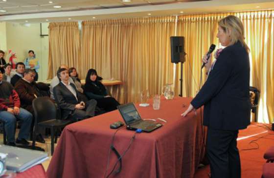 Se inauguró el taller de Ecosello salteño