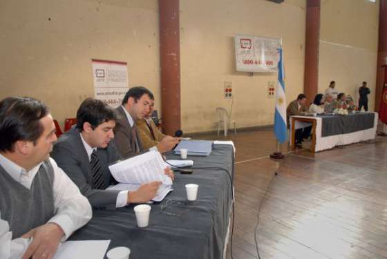 Se llevó a cabo la audiencia pública por la suba del boleto de colectivo