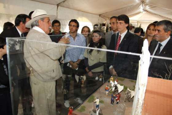 Inauguraron la muestra de maquetas con escenas de la vida de Güemes