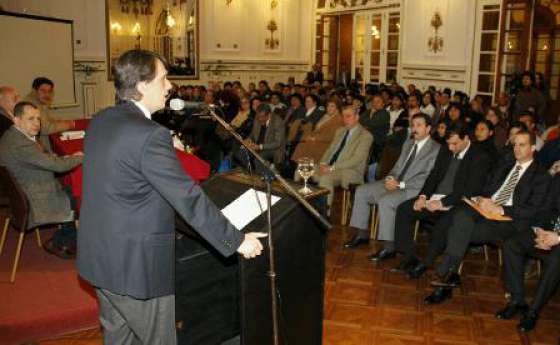 Kosiner encabezó el acto de apertura de la Jornada sobre Protección de los Bienes Culturales