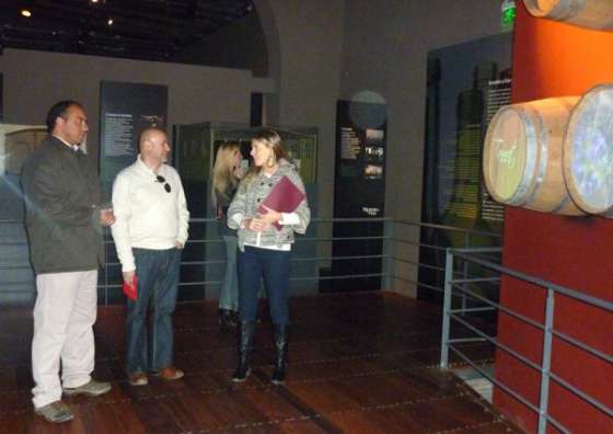 Representante del BID recorrió el Museo de la Vid y el Vino