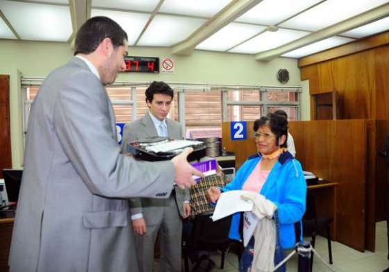 La Provincia comenzó la entrega de anafes eléctricos a familias salteñas