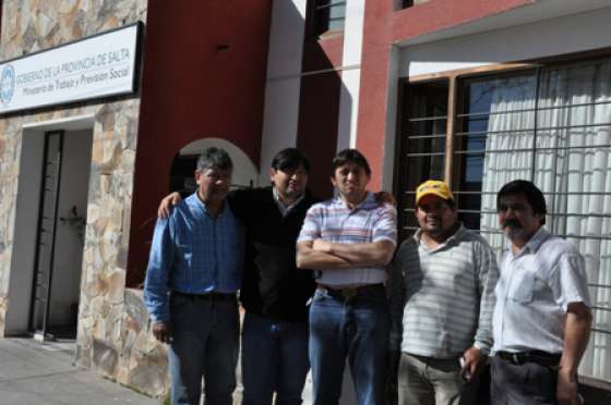 Se levantaron las medidas de fuerza y reanudaron la zafra en el Ingenio El Tabacal