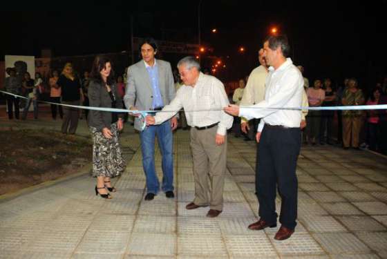 El Gobierno de Salta habilitó obras de iluminación y pavimento en Aguaray