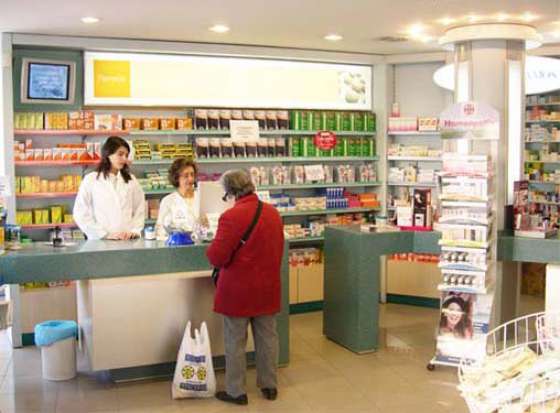 La compra de medicamentos debe realizarse exclusivamente en farmacias