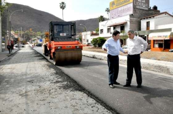 Funcionario nacional visitará obras de pavimento en capital