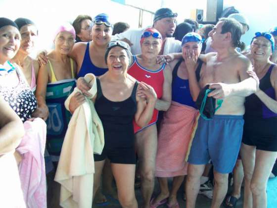 Torneo de natación para la tercera edad