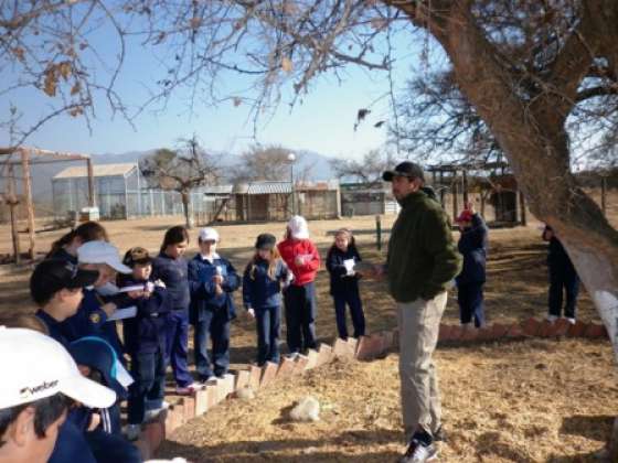 Estudiantes salteños visitan la Estación de Fauna y aprenden sobre los animales