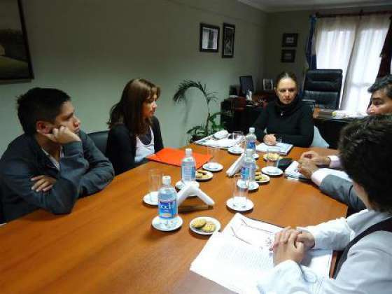 La ministra de Justicia recibió a familiares de víctimas de delitos