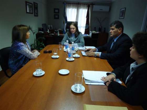 El Ministerio de Justicia recibió a familiares de víctimas de delitos