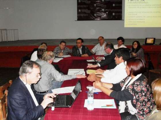 El gabinete de Salud Pública se reunió en Embarcación con el equipo del hospital San Roque