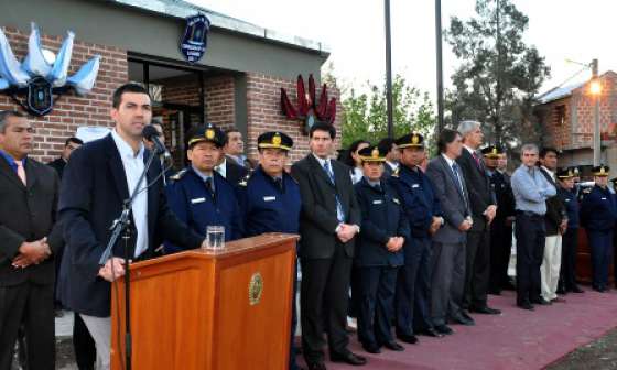 El Gobernador inauguró una nueva comisaría en Gral. Güemes