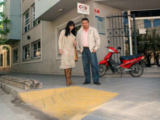 El lunes se analizará el funcionamiento de las rampas colocadas en el microcentro
