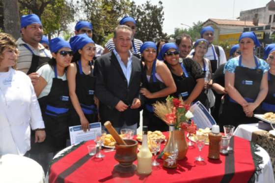 Capacitaron en gastronomía a través del Móvil Educativo en General Güemes