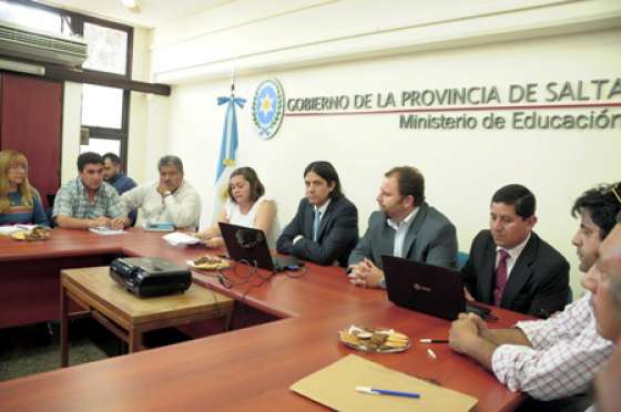 El Gobierno inició las negociaciones salariales con la Intergremial Docente