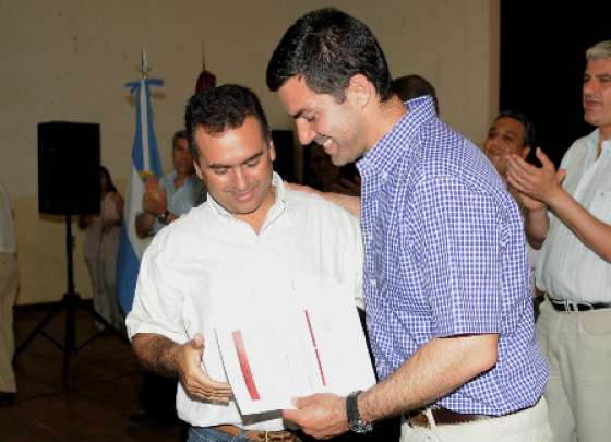 El Gobierno Provincial entregó ayuda económica a productores del Departamento Anta