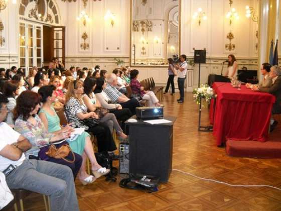 Chagra Dib encabezó la apertura del posgrado en Salud Mental y Derechos Humanos