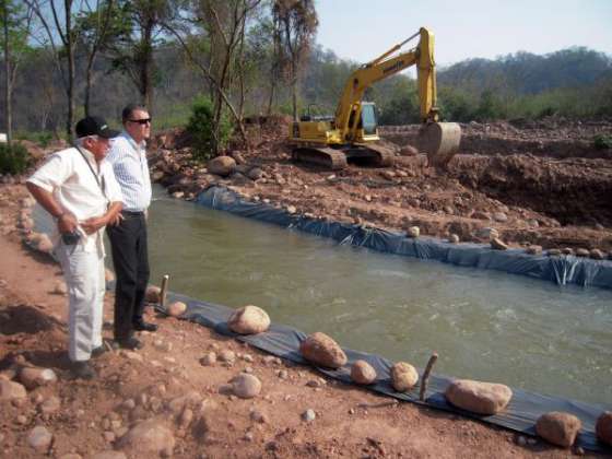 Colonia Santa Rosa tendrá un nuevo sistema de riego a mediados del 2012