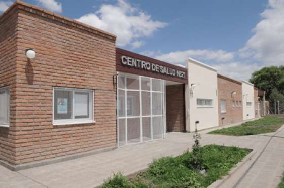 Chagra Dib recorrió hoy los nuevos centros de salud de Villa Palacios y Bº 17 de Mayo