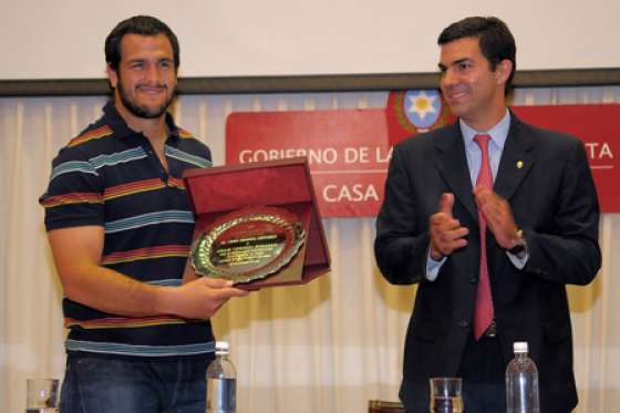Urtubey distinguió a Figallo por su participación en Los Pumas