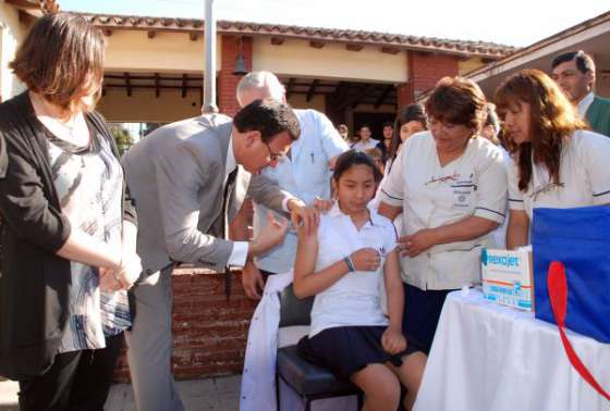 Desde hoy se vacuna en las escuelas contra el Virus de Papiloma Humano
