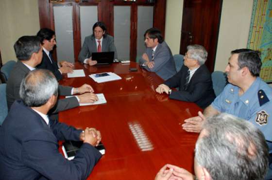 Funcionarios del Gobierno Provincial se reunieron por los incrementos salariales para el sector de seguridad