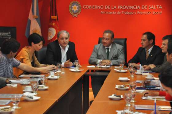 Lanzaron el Encuentro Nacional de Artes y Oficios en el Ministerio de Trabajo