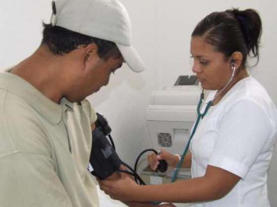 Continúan capacitaciones y realización de simulacros a cargo de Defensa Civil