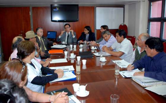 Los ministros Parodi y Chagra Dib volvieron a reunirse con los gremios de la salud