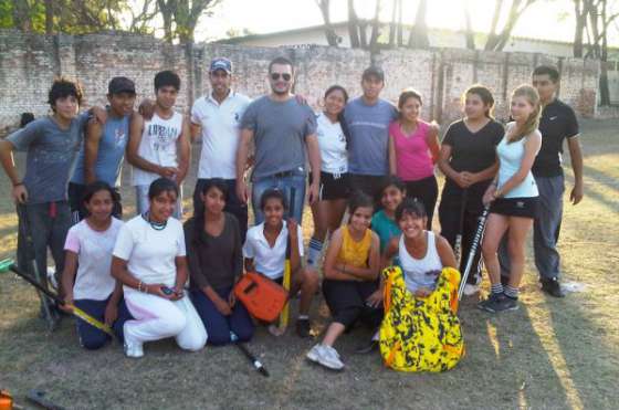 La Subsecretaría de la Juventud apoya el proyecto “Hockey para todos”