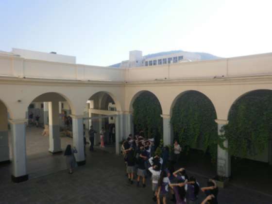 Más de 300 estudiantes y docentes del Colegio del Huerto hicieron hoy un simulacro de sismo