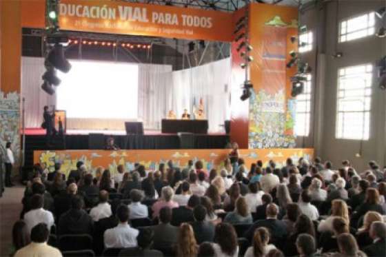 Echazú participó del II Congreso Nacional de Educación y Seguridad Vial