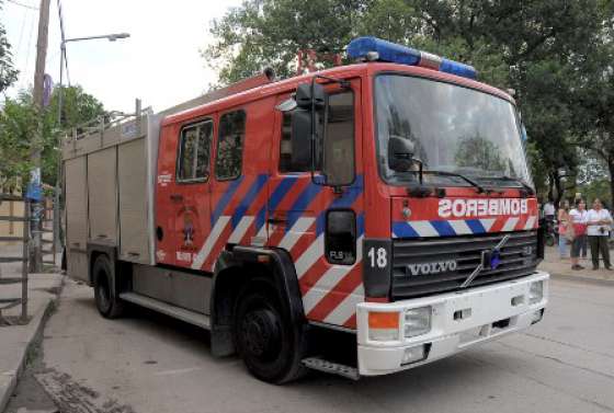 Bomberos Voluntarios de Orán y Aguas Blancas cuentan con nuevas autobombas