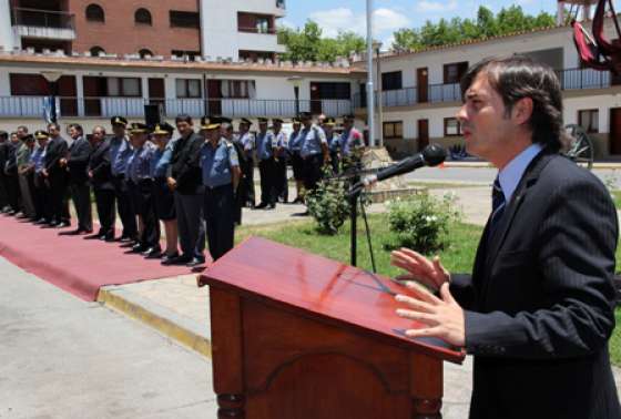 Troyano entregó equipamiento de computación para la Policía de Salta