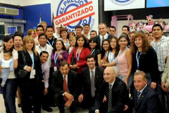 Carrefour Salta reabrió sus puertas con un local totalmente renovado