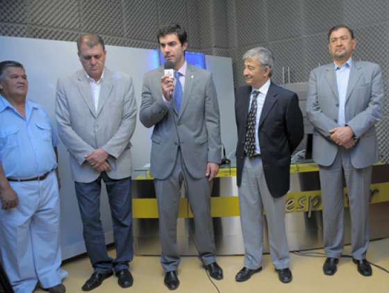 Urtubey asistió a la ampliación de las nuevas instalaciones del multimedio 89.9