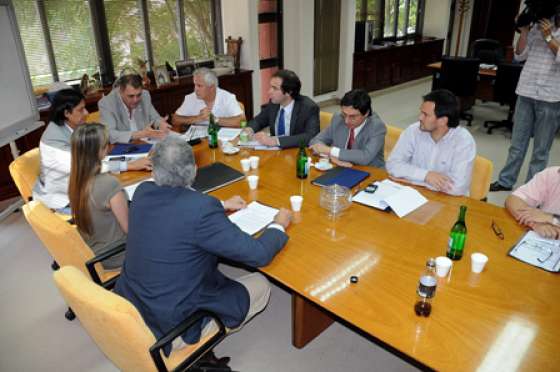 Ministros trabajan en la conformación de un Comité Permanente de Emergencia