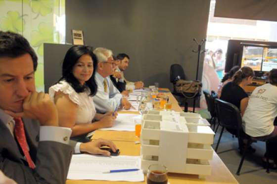 La AMT realizó el sorteo de  84 licencias de taxis