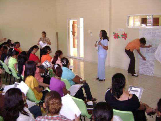 1130 alumnos y 77 docentes se capacitarán en mediación