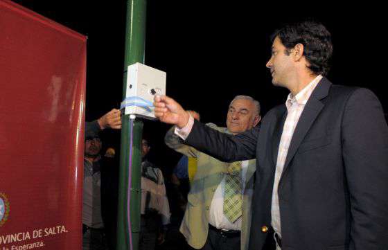 Se inauguró el tendido eléctrico entre Cerrillos y La Merced
