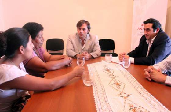Seguridad coordina acciones con madres y padres preventores del paco