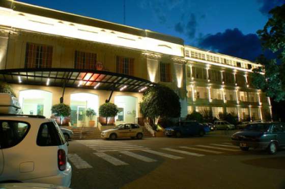 Más de 60 interesados en administrar el hotel Temas