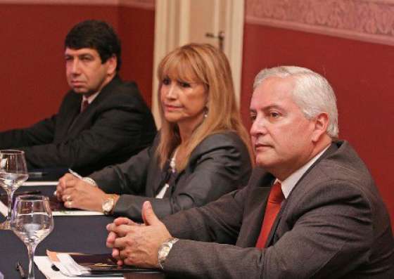 Ministros de Salud del Noa debatieron políticas regionales en Tucumán