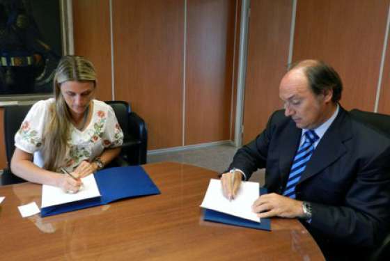 Derechos Humanos rubricó convenio con la Procuración