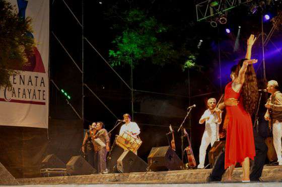 Exitoso comienzo de Serenata a Cafayate 2012